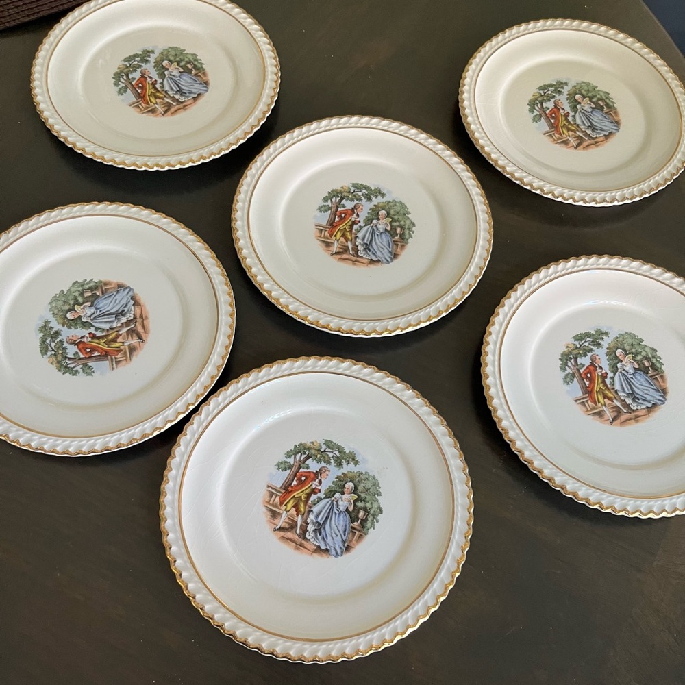 Vintage dinner wear